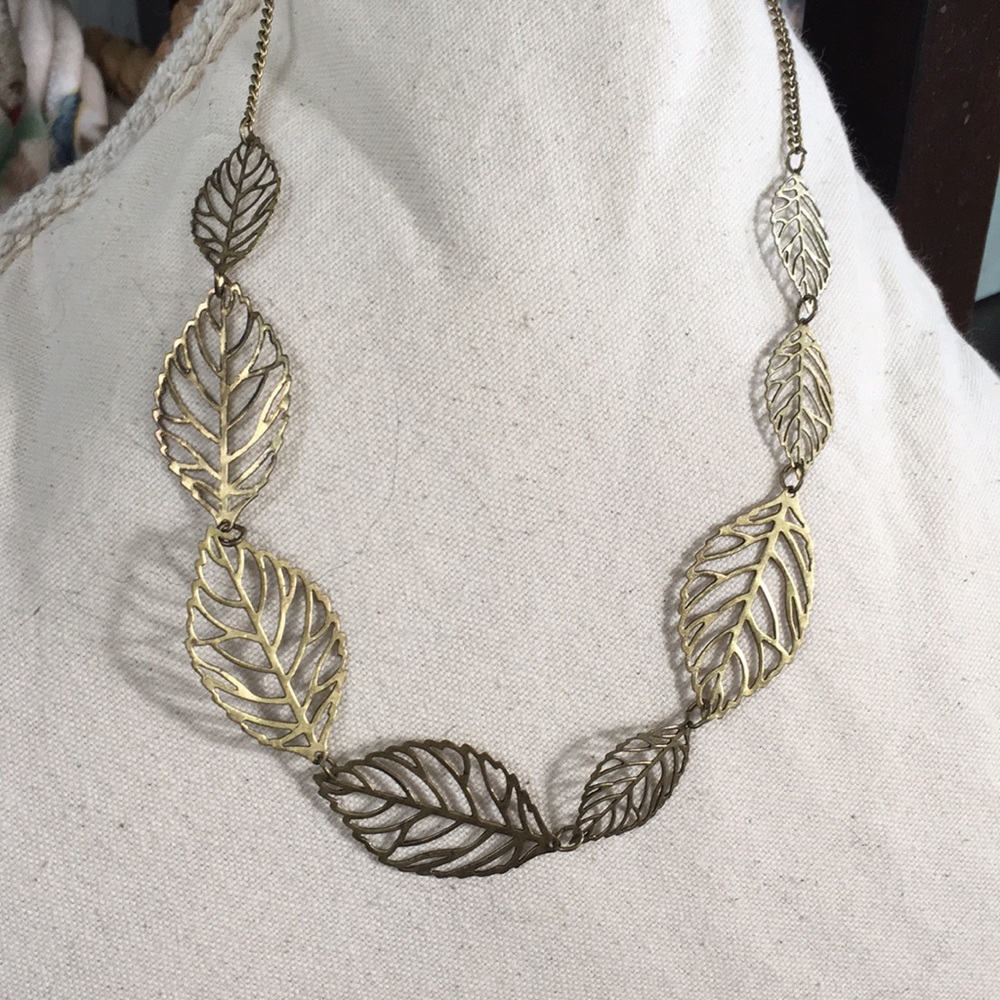 Leaf fossil print